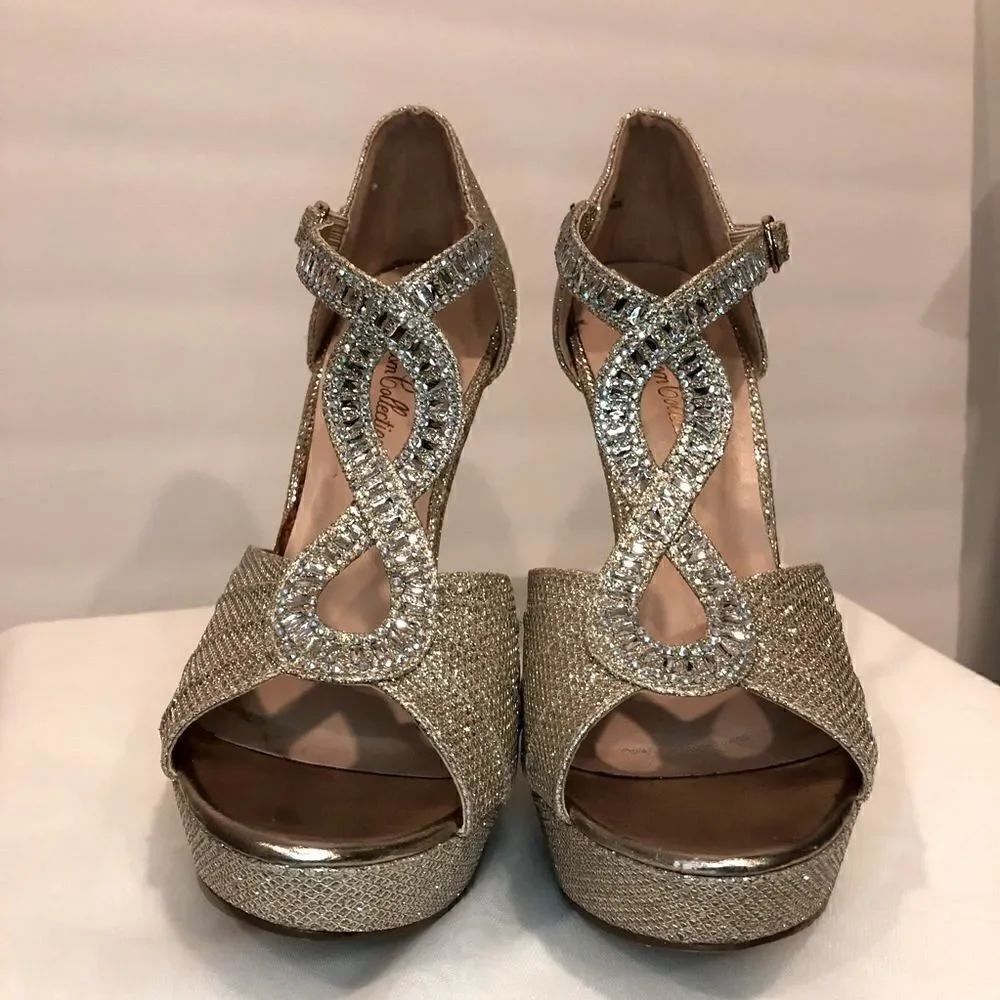 De Blossom Collection Alina nude/gold Strappy heels - Picture 3 of 15